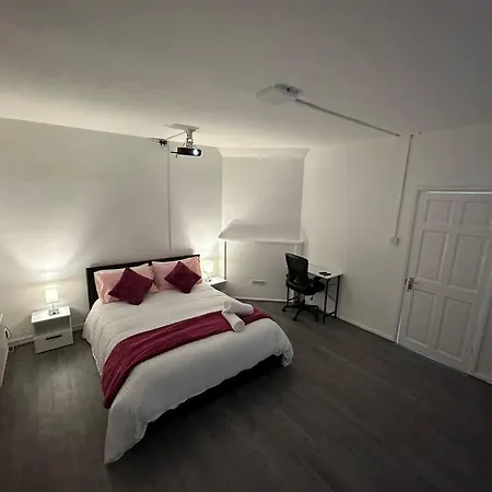 Super Double Bedroom Zone 1 Londres Exterior foto